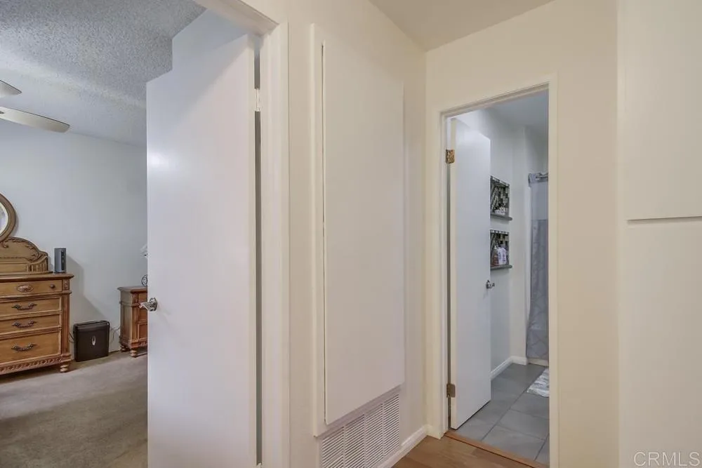 https://cdn.realtyfeed.com/cdn/127/306426464/e4b210e18f9f56a690d6fb97bb90c83a.webp
