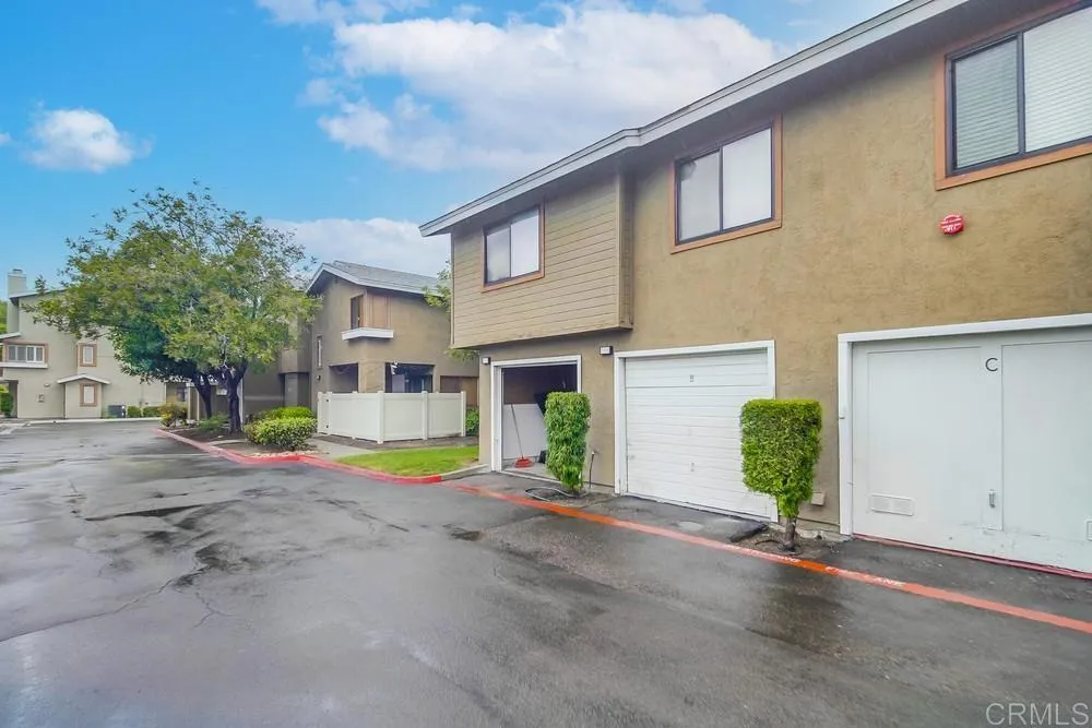 https://cdn.realtyfeed.com/cdn/127/306426464/f48a30de239d7d6808b4a63d203b27ad.webp