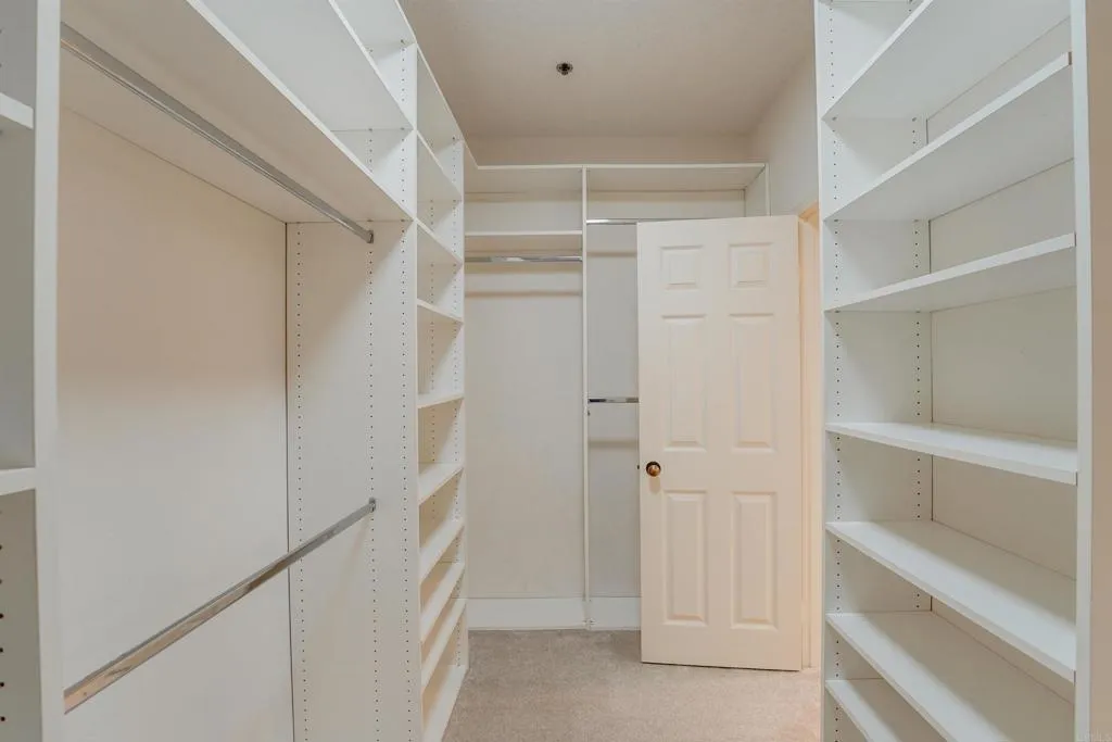 https://cdn.realtyfeed.com/cdn/127/306426470/30364c323d782644904d48dab98cf846.webp