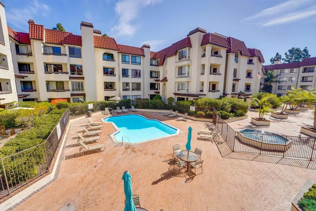 https://cdn.realtyfeed.com/cdn/127/306426470/5b7ef387a4a68bd6f52241f7284ad631.webp
