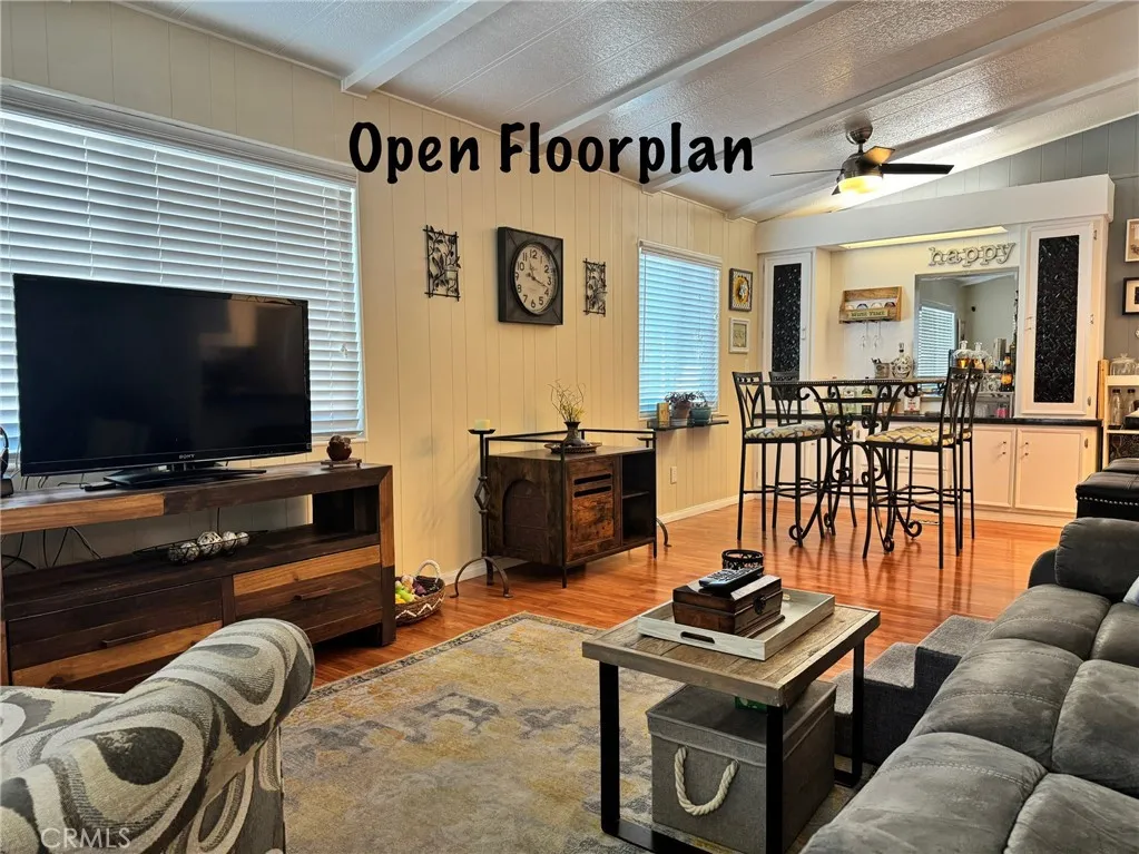 https://cdn.realtyfeed.com/cdn/127/306426501/08027cb77d00abbc39d031dc14024032.webp