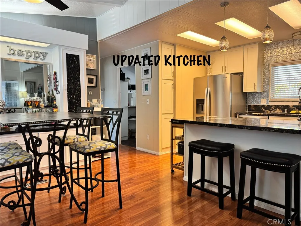 https://cdn.realtyfeed.com/cdn/127/306426501/3c1d0a806ae143cf67c061b3469043fe.webp