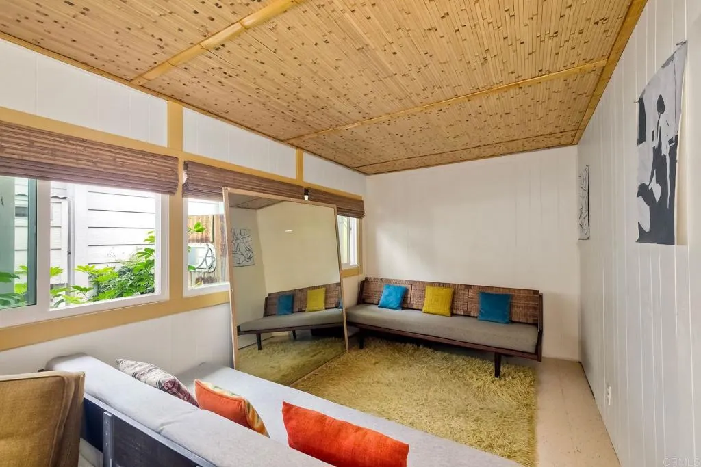 https://cdn.realtyfeed.com/cdn/127/306426556/f79303484ba63c37f07ec870783f6553.webp