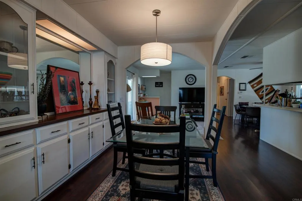 https://cdn.realtyfeed.com/cdn/127/306426557/5940b72e1ed3efb3f3a961f52259515c.webp
