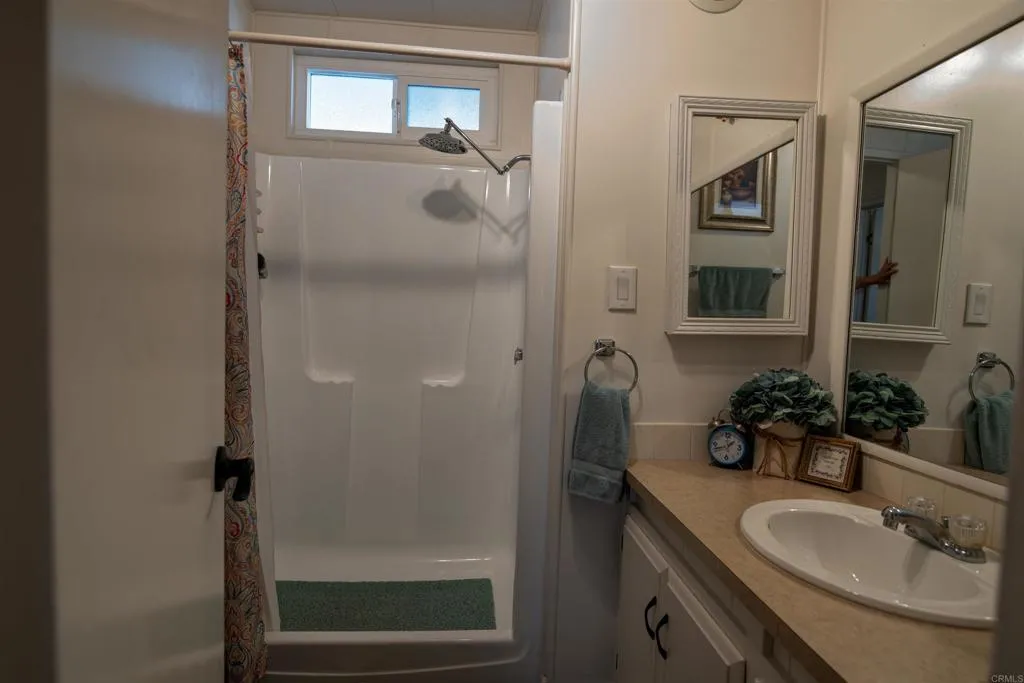 https://cdn.realtyfeed.com/cdn/127/306426557/fea607ed1984d3ea4b5e57e7a9f341a6.webp