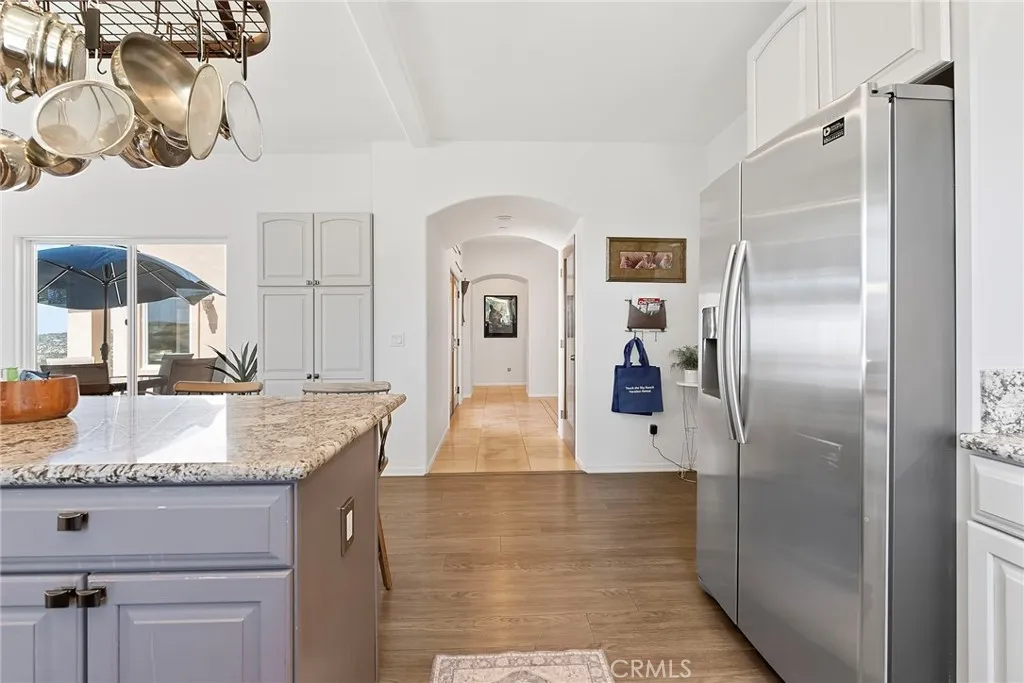 https://cdn.realtyfeed.com/cdn/127/306426586/2c327bf90dd3d446d1e26ba9b6966bc9.webp