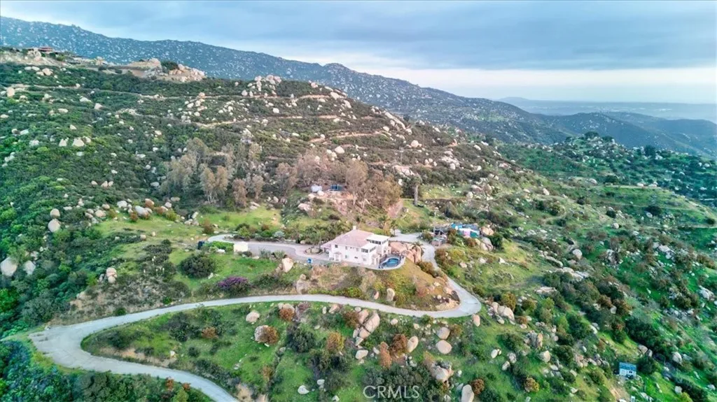 https://cdn.realtyfeed.com/cdn/127/306426586/82df6a308229eca9889709c9d1ca582f.webp