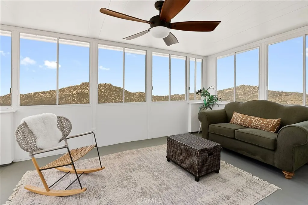 https://cdn.realtyfeed.com/cdn/127/306426586/eeac757d1f3006e03ef5468cf1945d76.webp