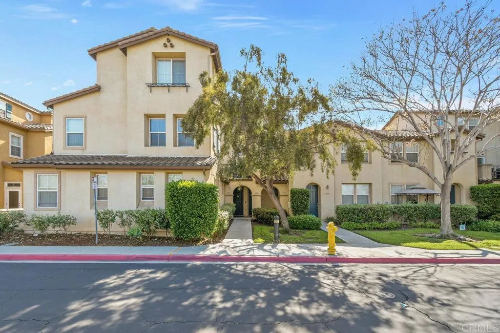 https://cdn.realtyfeed.com/cdn/127/306426590/404889e28de72a74afaadd5dbfe25cdb.webp