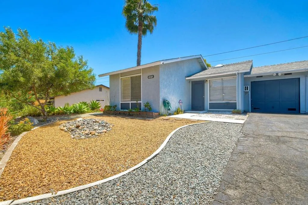https://cdn.realtyfeed.com/cdn/127/306426871/56aaac3916b4bf33ff1f73286b20bad1.webp