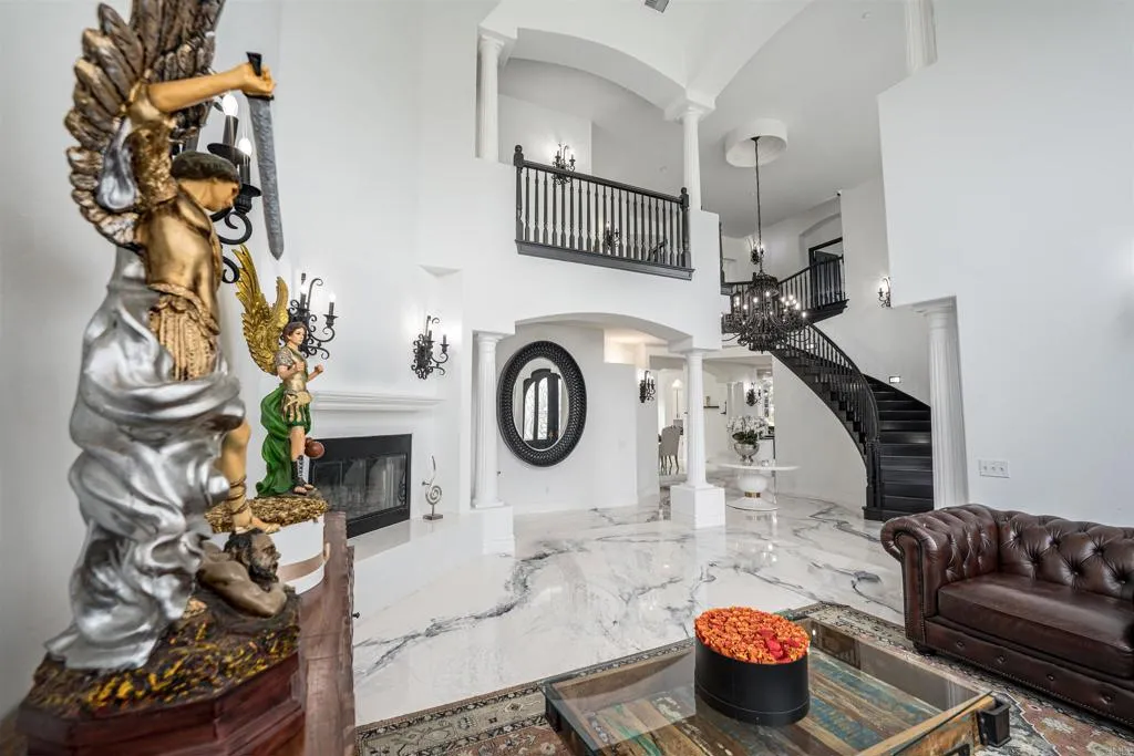 https://cdn.realtyfeed.com/cdn/127/306426936/321296b9ee473d35a0f5170c57eb95ac.webp