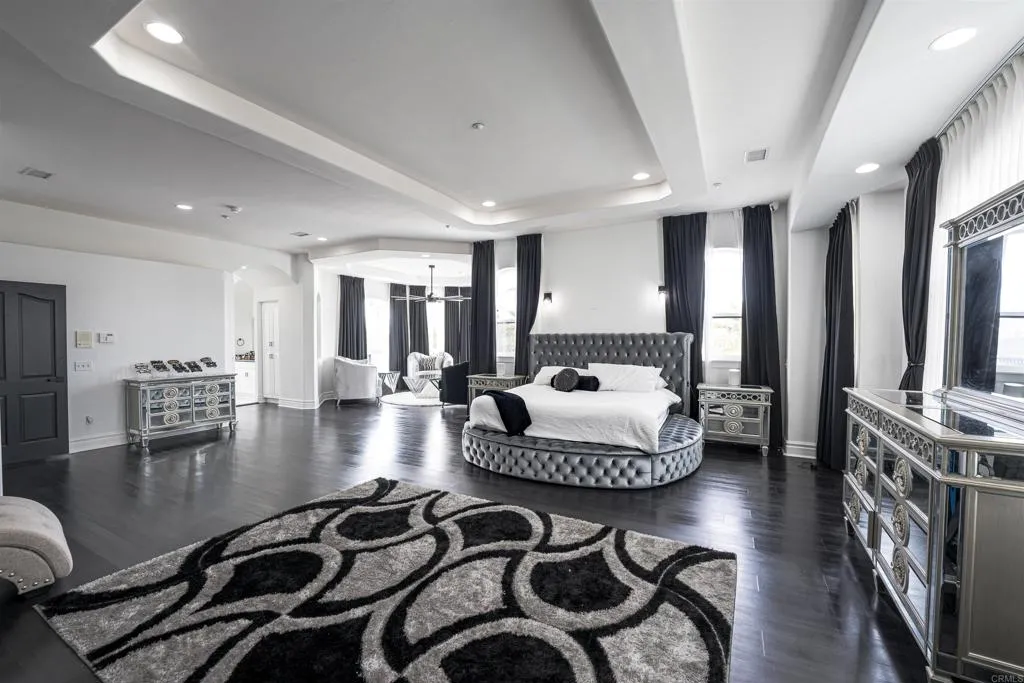 https://cdn.realtyfeed.com/cdn/127/306426936/99b921f89b2ed320ae48349f2063d868.webp