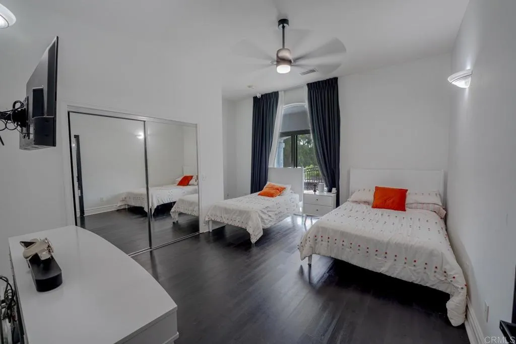 https://cdn.realtyfeed.com/cdn/127/306426936/9ffd723e24ab77388e74eacf8f94c932.webp