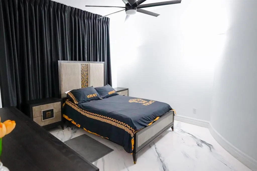 https://cdn.realtyfeed.com/cdn/127/306426936/b544d8229390d1e9dbabd4cd188309e8.webp
