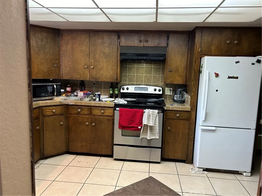 https://cdn.realtyfeed.com/cdn/127/306427108/a20c6758b74cb7ad5865e8a27187847d.webp