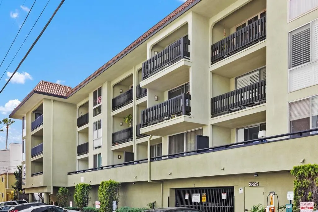https://cdn.realtyfeed.com/cdn/127/306427237/3d51e5778520bc4984707dd8483dc4cc.webp