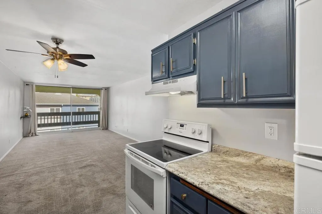 https://cdn.realtyfeed.com/cdn/127/306427237/98f3d78de4e93970b709269d7f9060d8.webp