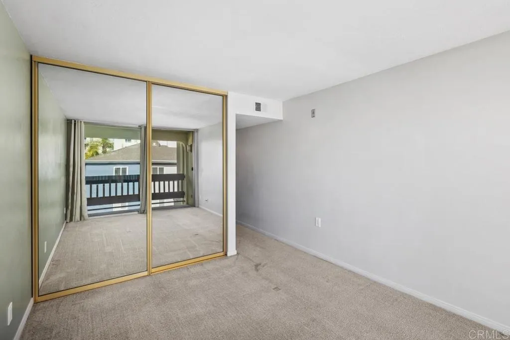 https://cdn.realtyfeed.com/cdn/127/306427237/fe2b075299a11a6d1159067f1c17ac9c.webp