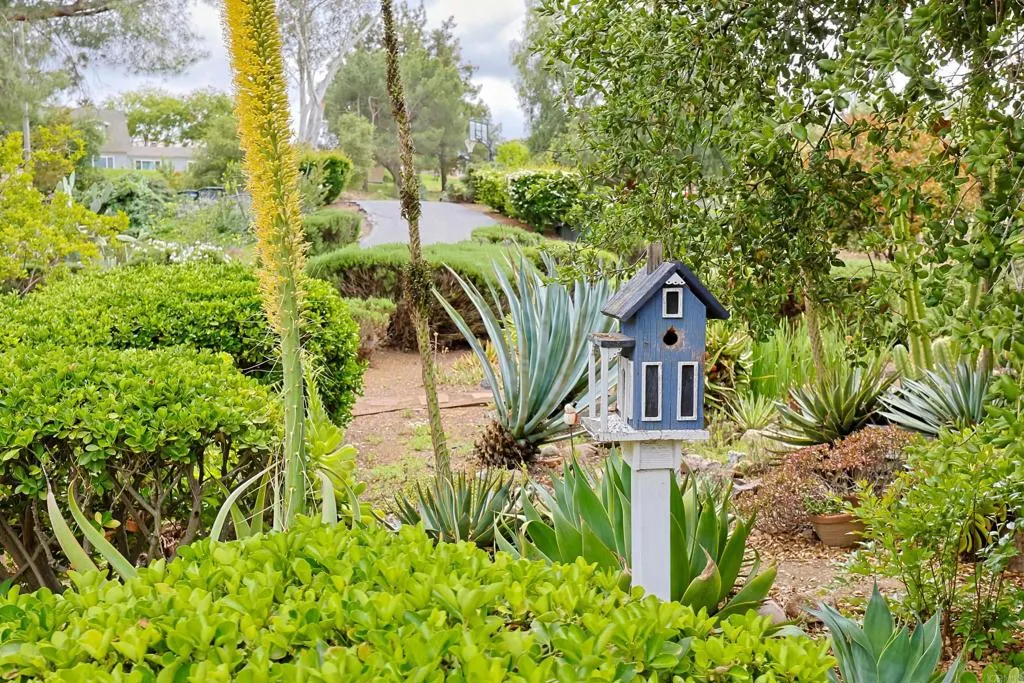 https://cdn.realtyfeed.com/cdn/127/306427579/85a61f09b41452aeee2b95e1a57bf080.webp