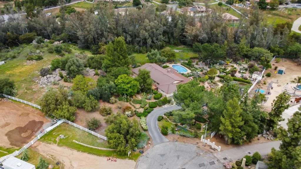 https://cdn.realtyfeed.com/cdn/127/306427579/d5f0035abcb0ace99d1e7aa6572c6147.webp