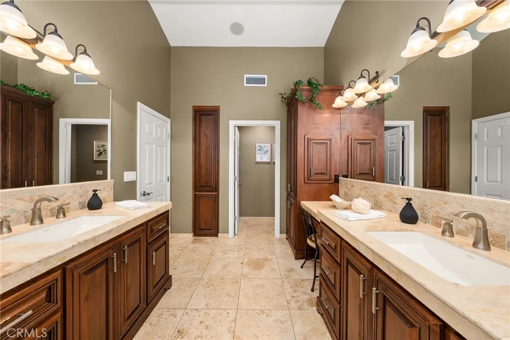 https://cdn.realtyfeed.com/cdn/127/306427584/04e8d21ea2aa6f54d9f6ac1eda397767.webp