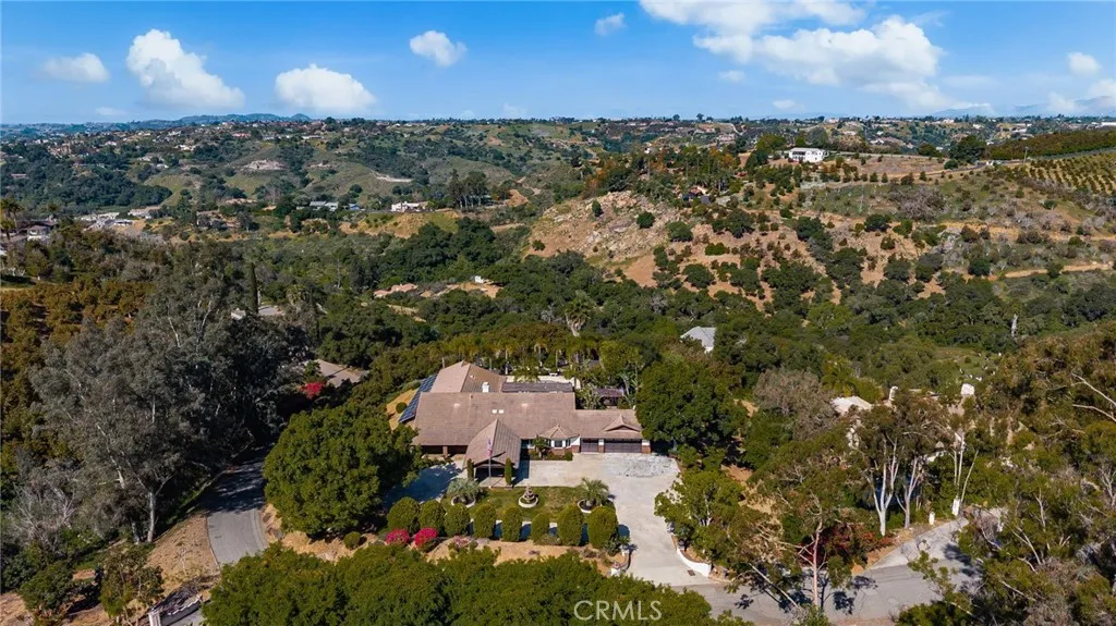https://cdn.realtyfeed.com/cdn/127/306427584/c7a66d2eed851ee571c39ea9d43d3b51.webp