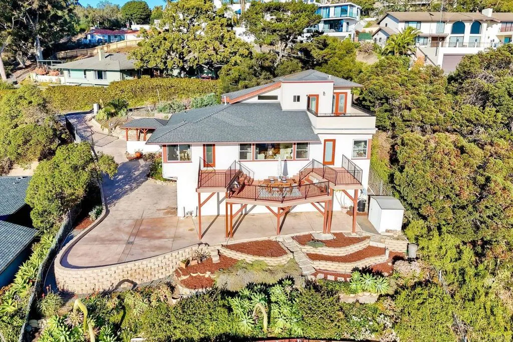 https://cdn.realtyfeed.com/cdn/127/306427599/135244e9bbfb51e5ccd0ce4e54d2f362.webp