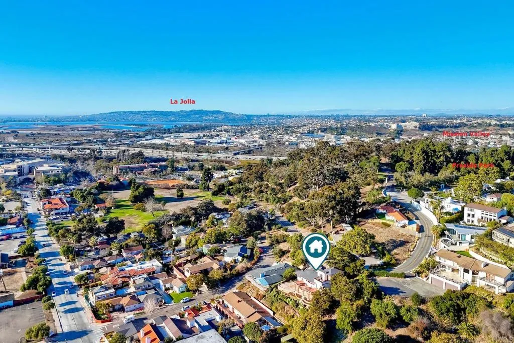 https://cdn.realtyfeed.com/cdn/127/306427599/2983418f30d533af4b1e384cdd9a1241.webp
