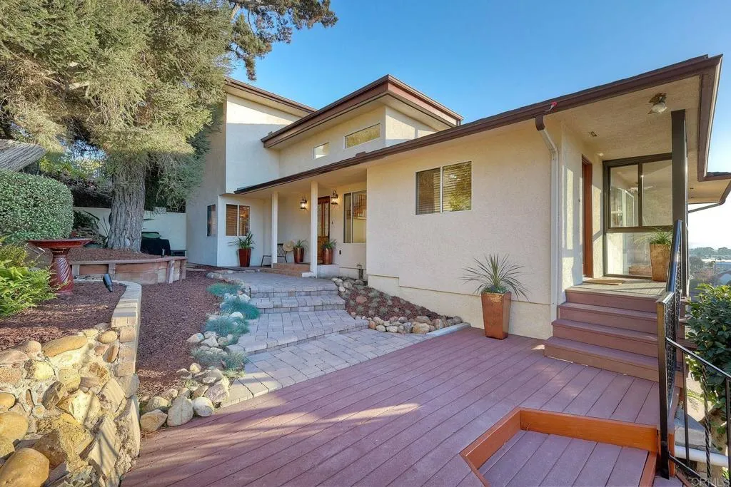 https://cdn.realtyfeed.com/cdn/127/306427599/38d78c292b41bb2714c678bbc3cd6dd9.webp