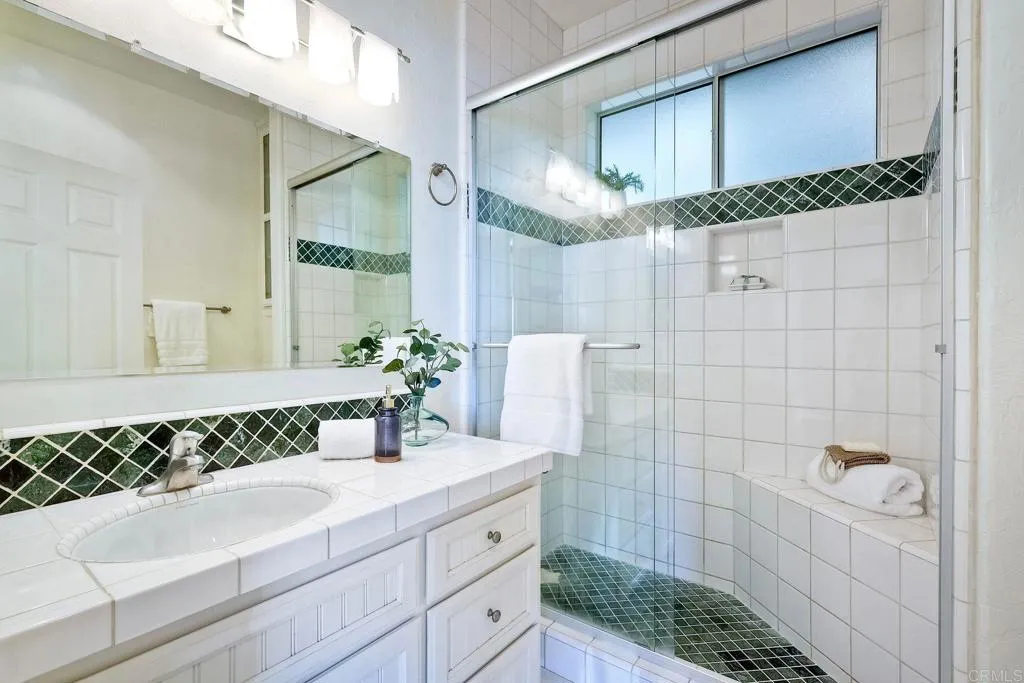 https://cdn.realtyfeed.com/cdn/127/306427599/3e1ec7cd258ee0a14d065b9c7f794572.webp