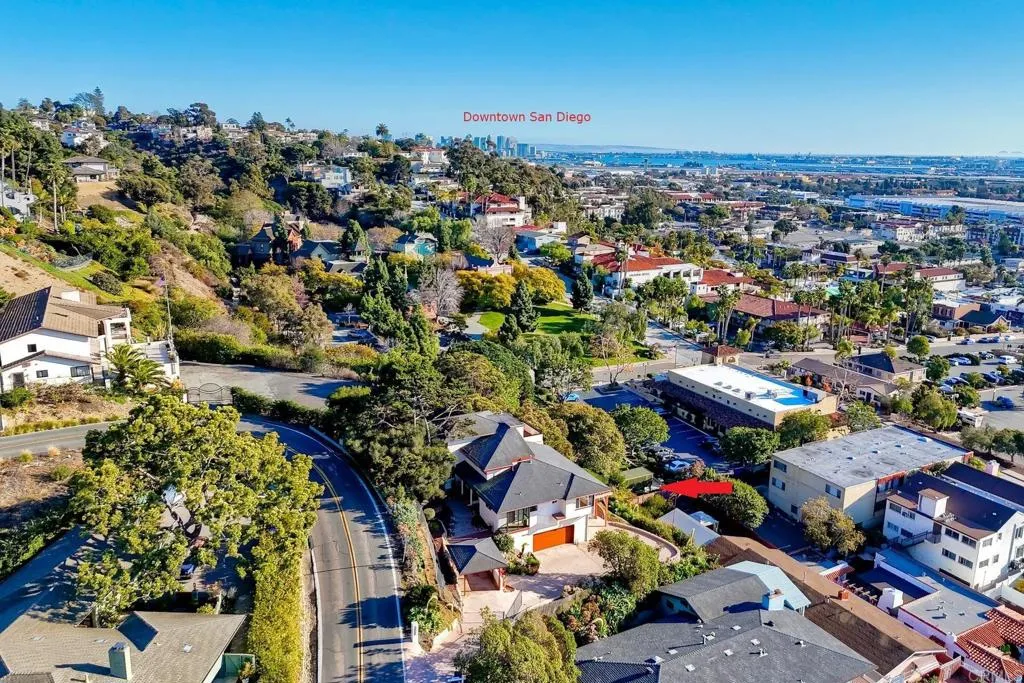 https://cdn.realtyfeed.com/cdn/127/306427599/d0f372ad0044b8143920de6599e12882.webp