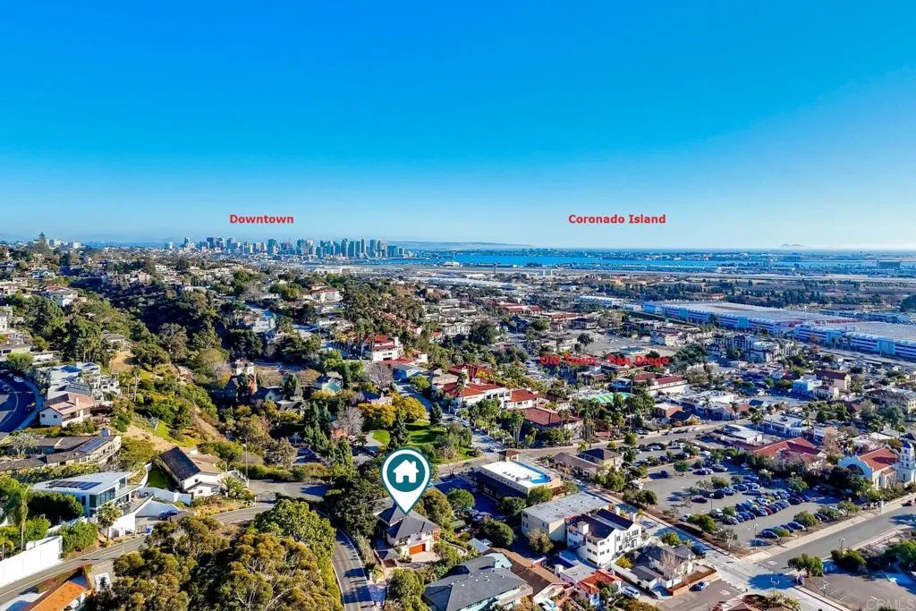 https://cdn.realtyfeed.com/cdn/127/306427599/ffd407e0b4f41159b25c7c7c8c3ace5f.webp