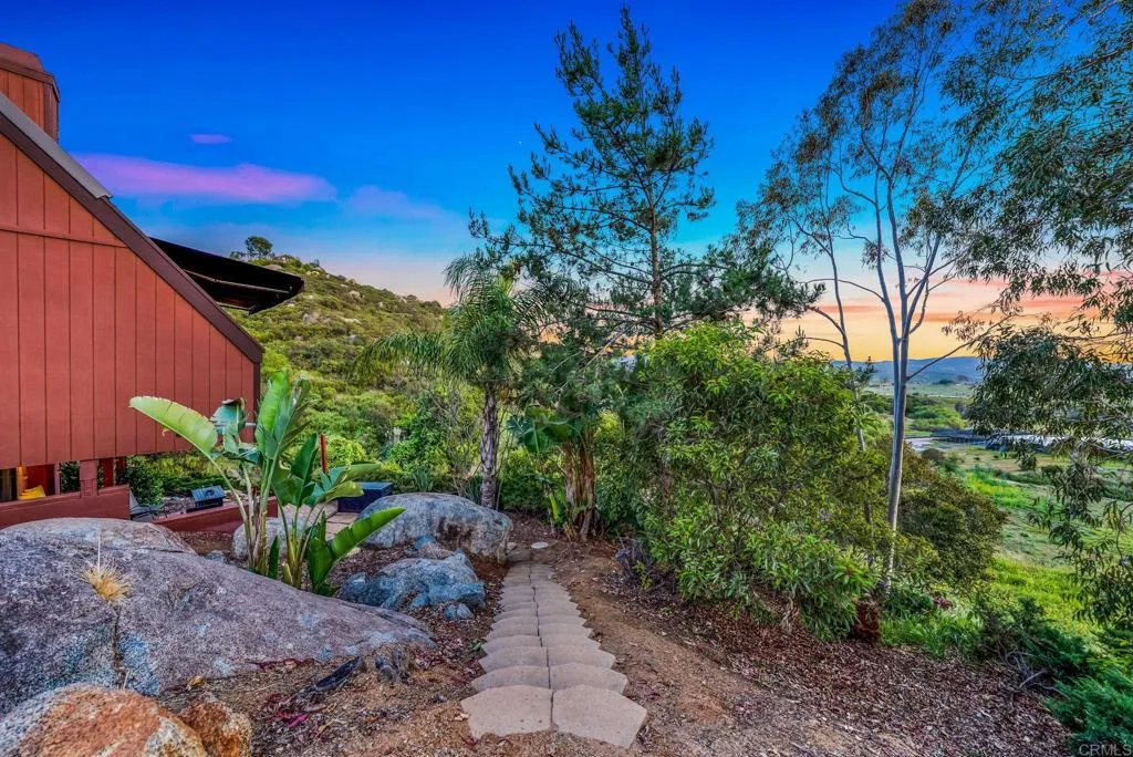 https://cdn.realtyfeed.com/cdn/127/306427610/ab6a62b19eb2601af49f34f9a09acc0a.webp