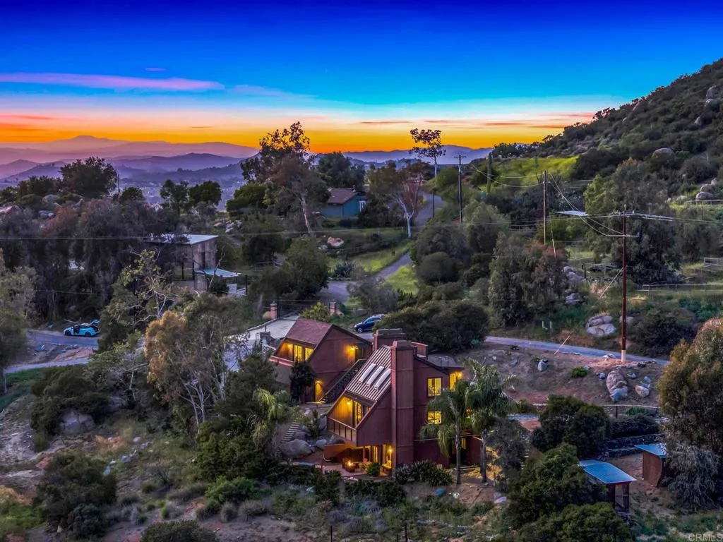 https://cdn.realtyfeed.com/cdn/127/306427610/cd6e80ce1b4929bd79cd3b9c690da511.webp