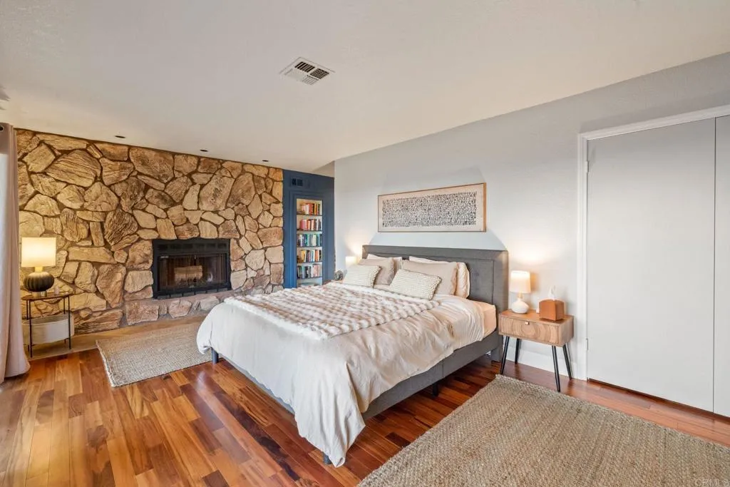 https://cdn.realtyfeed.com/cdn/127/306427610/d9d9fb26c8e6ae26eaf174e05cb7c59a.webp