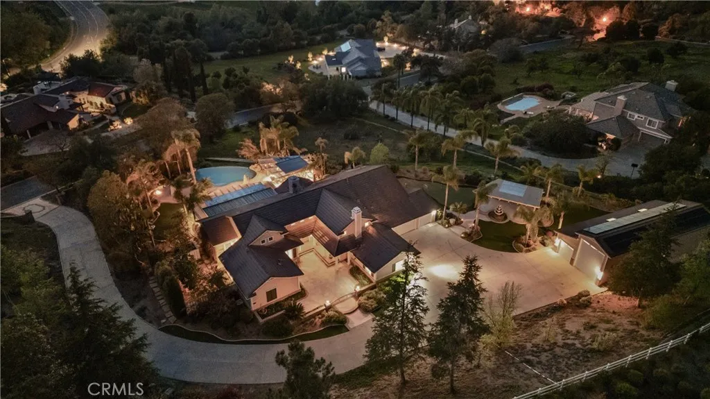https://cdn.realtyfeed.com/cdn/127/306427744/5ba1c312874e9f88c3690950b0b4f6c4.webp
