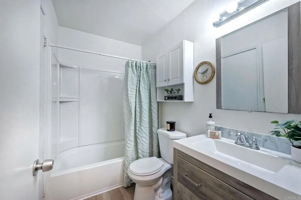 https://cdn.realtyfeed.com/cdn/127/306427747/19b0fca17bec5a06517e77fcaffa144a.webp