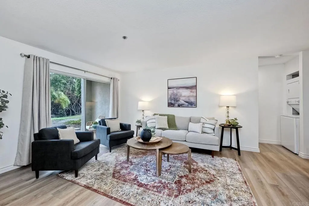 Photo #6: NDP2504204 Listing 