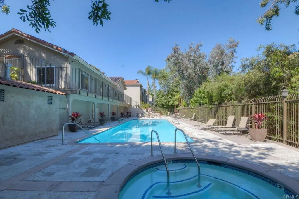 https://cdn.realtyfeed.com/cdn/127/306427747/552c4dcf1c0d12e3fbcf28c364820745.webp
