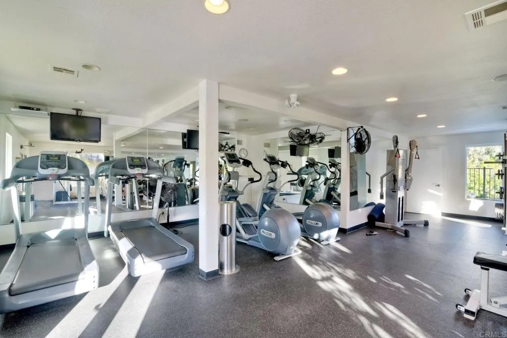 https://cdn.realtyfeed.com/cdn/127/306427747/9d746589cba55e009df8c0a7b9140bd0.webp