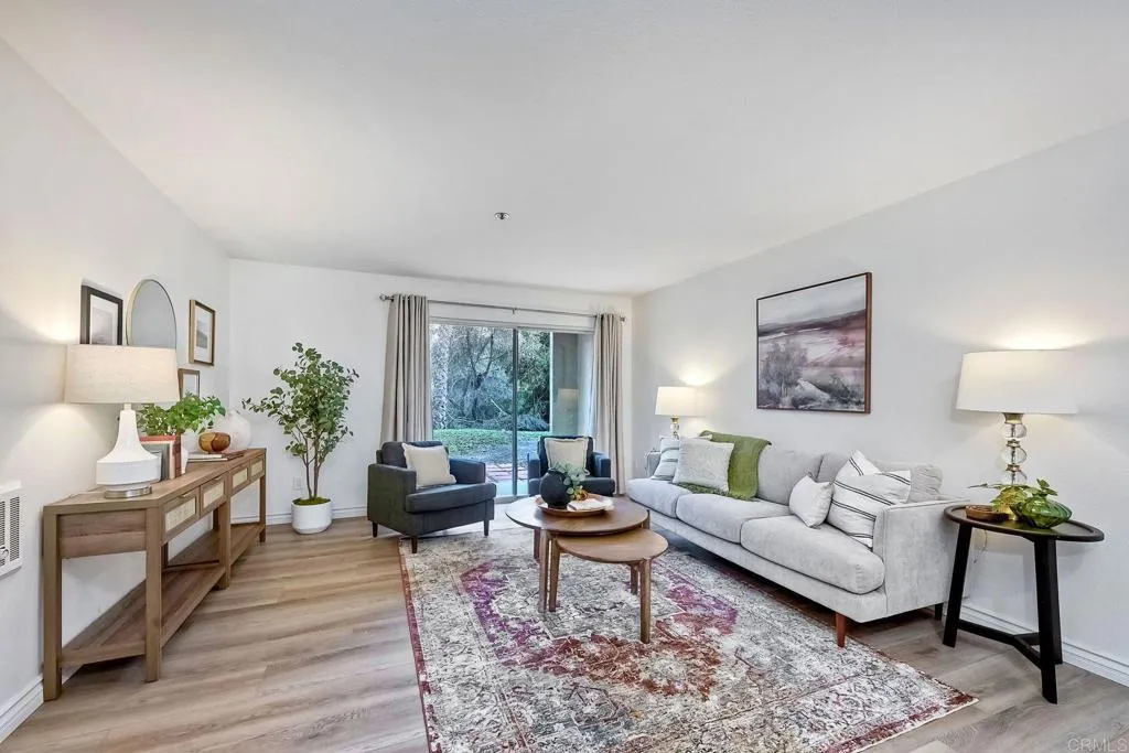 Photo #5: NDP2504204 Listing 