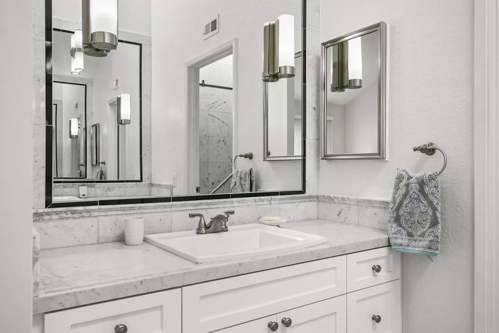 https://cdn.realtyfeed.com/cdn/127/306427778/97c023c042549d8376ca7949522a573e.webp