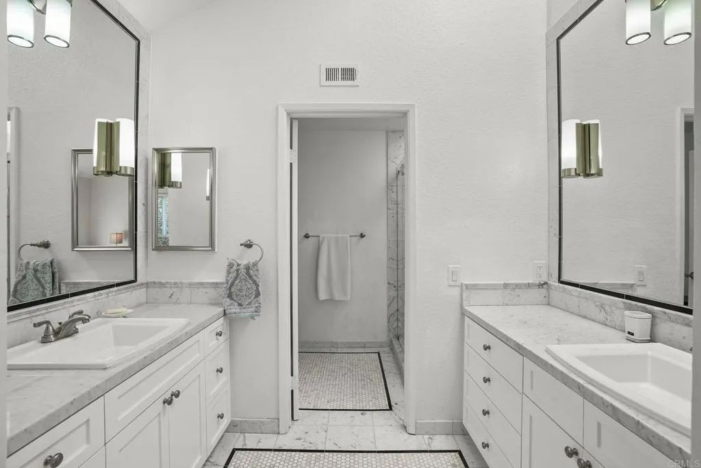 https://cdn.realtyfeed.com/cdn/127/306427778/cb70979f24a95024d8a50b9e012d505d.webp