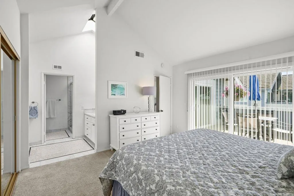 https://cdn.realtyfeed.com/cdn/127/306427778/fc7edb2e0ee533b2b050e1764a78ebfa.webp
