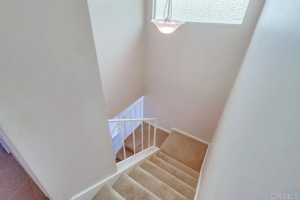 https://cdn.realtyfeed.com/cdn/127/306427822/c066cb735f70530b1b7d391f35365b89.webp