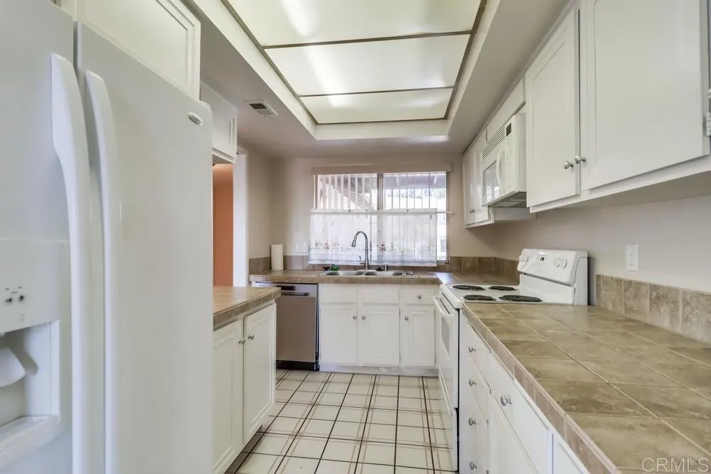 Photo #6: PTP2503086 Listing 