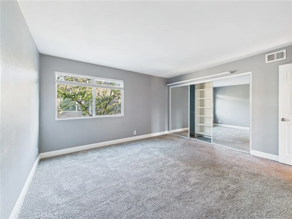 https://cdn.realtyfeed.com/cdn/127/306427835/516ea0006d3e70f12cefaa81c760f928.webp