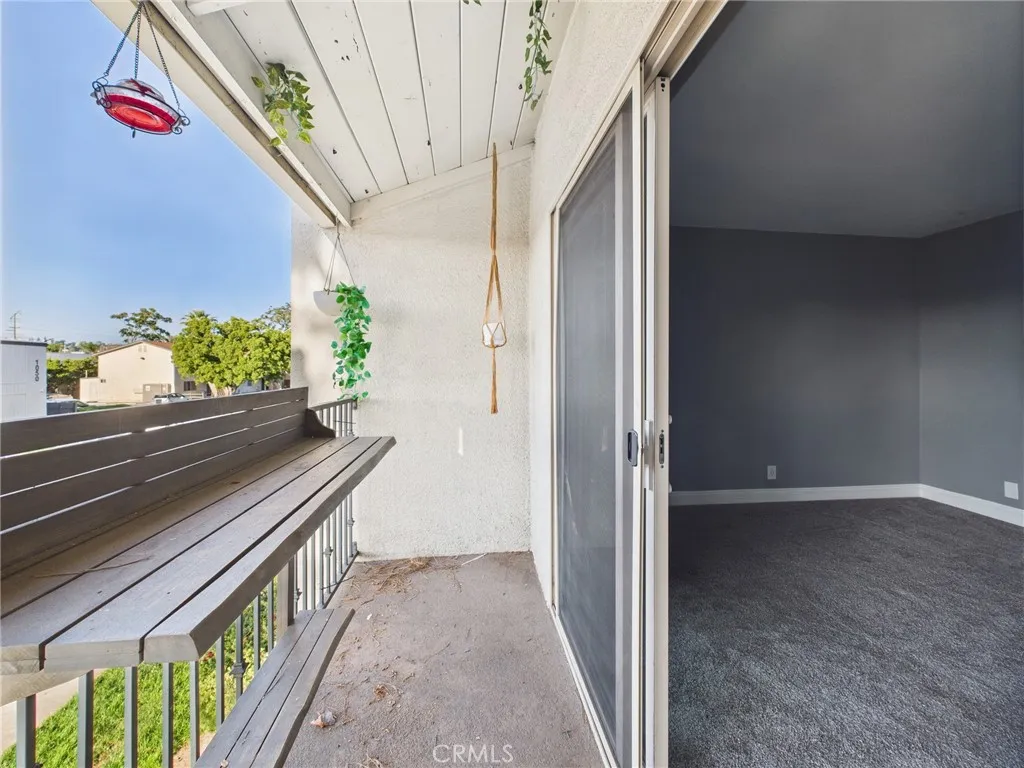 https://cdn.realtyfeed.com/cdn/127/306427835/edfdfb6432100240c016418f2e2a3c87.webp