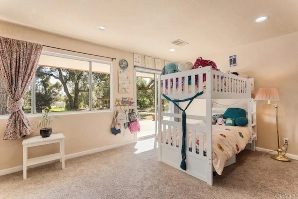 https://cdn.realtyfeed.com/cdn/127/306428169/51c06395dbdfa2395805fd8a4b1b2c71.webp