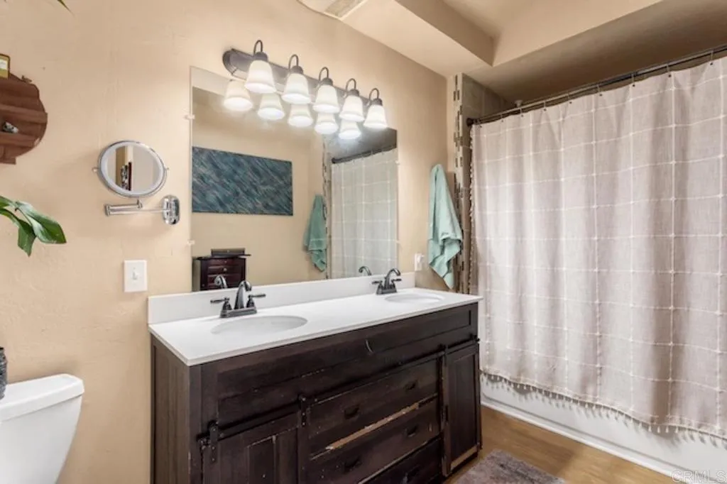 https://cdn.realtyfeed.com/cdn/127/306428169/f5a4ff2a79e7a59fdcad7da5d1b8bf1f.webp